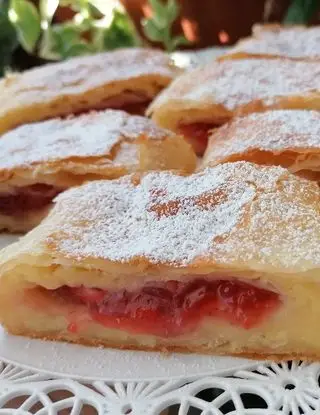 Ricetta Strudel fragole e crema di ljubica