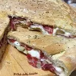 Ricetta Pizza ripiena al capocollo e carciofini