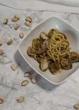 Ricetta Spaghetti con vongole e pesto di pistacchi