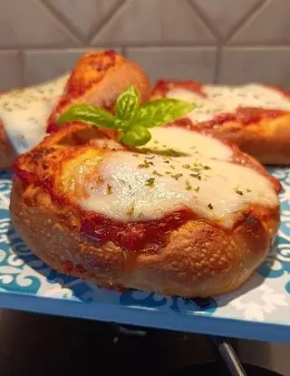 Ricetta Pizzette di pasta brioche di anna.mazzola1969