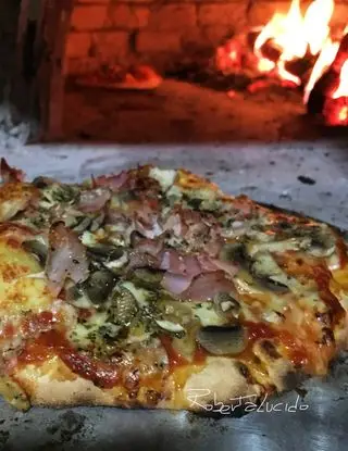 Ricetta Pizza nel forno a legna di RobertaLucido