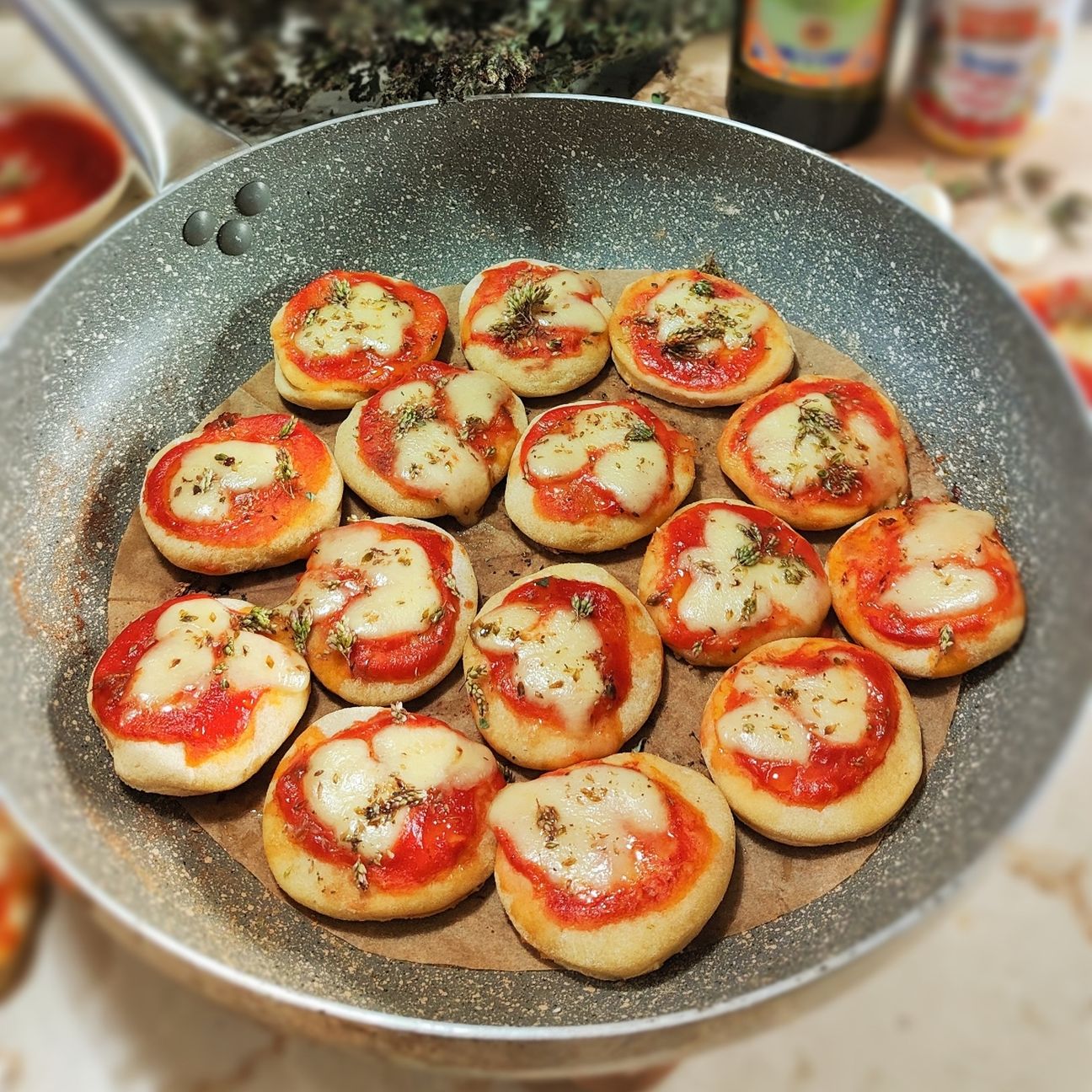 Pizzette margherita (in padella)
