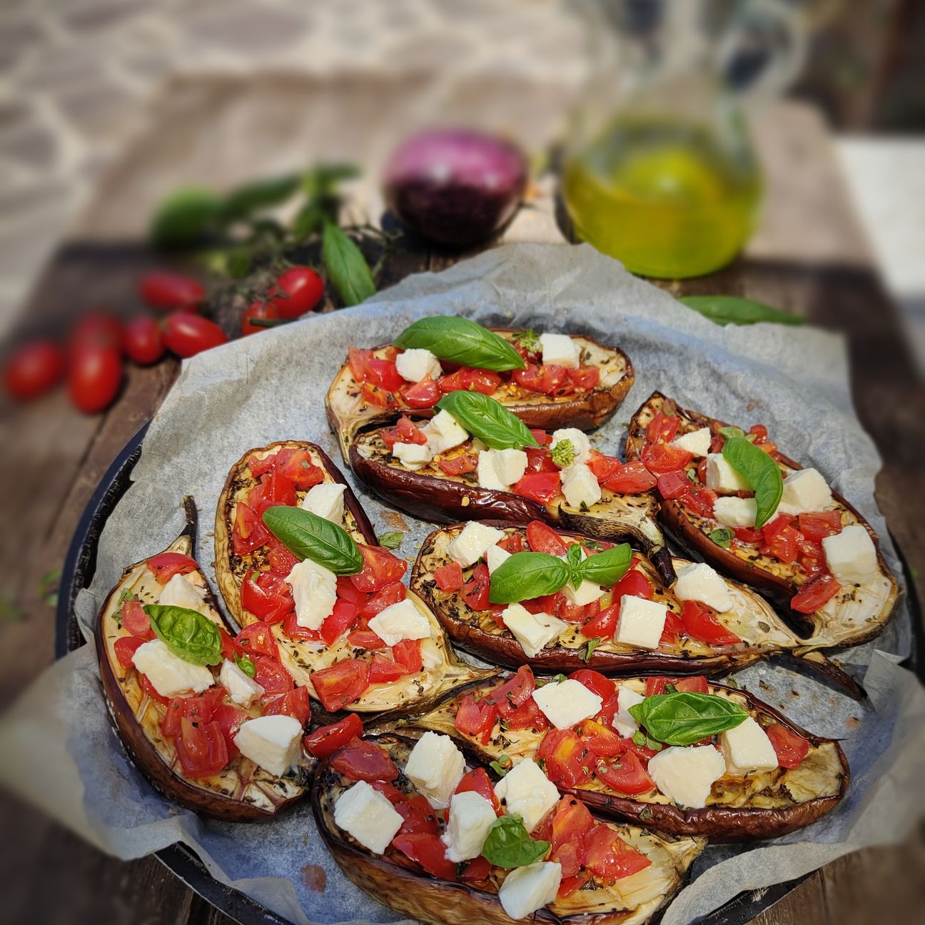 Barchette di melanzane alla caprese