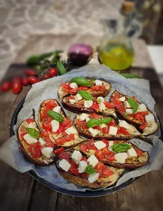 Ricetta Barchette di melanzane alla caprese di _paola_catalano