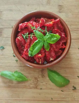 Ricetta Pomodori secchi di _paola_catalano