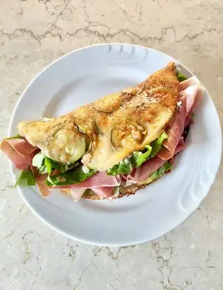 Ricetta Sandwich con zucchine e formaggio di _paola_catalano