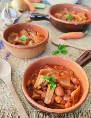 Ricetta Cotiche di prosciutto con fagioli di _paola_catalano