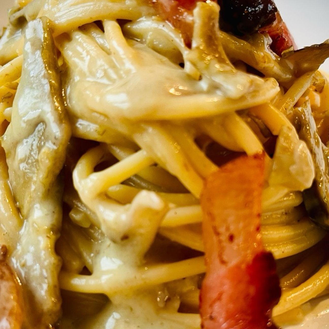 Carbonara con carciofi