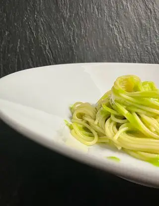 Ricetta ❤️Spaghetti aglio,olio e peperoncino 🌶️ di Papachef.italia