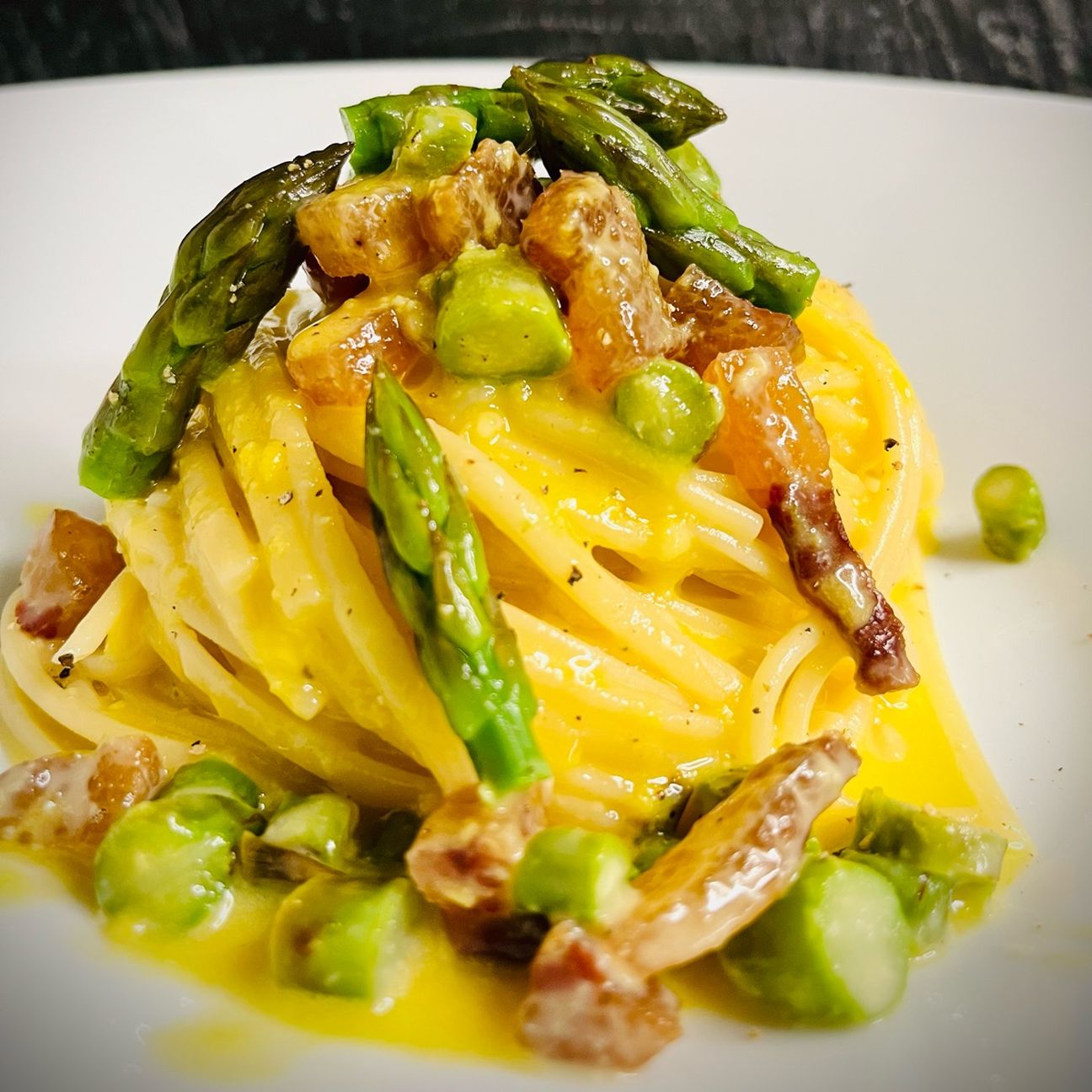 Carbonara con asparagi