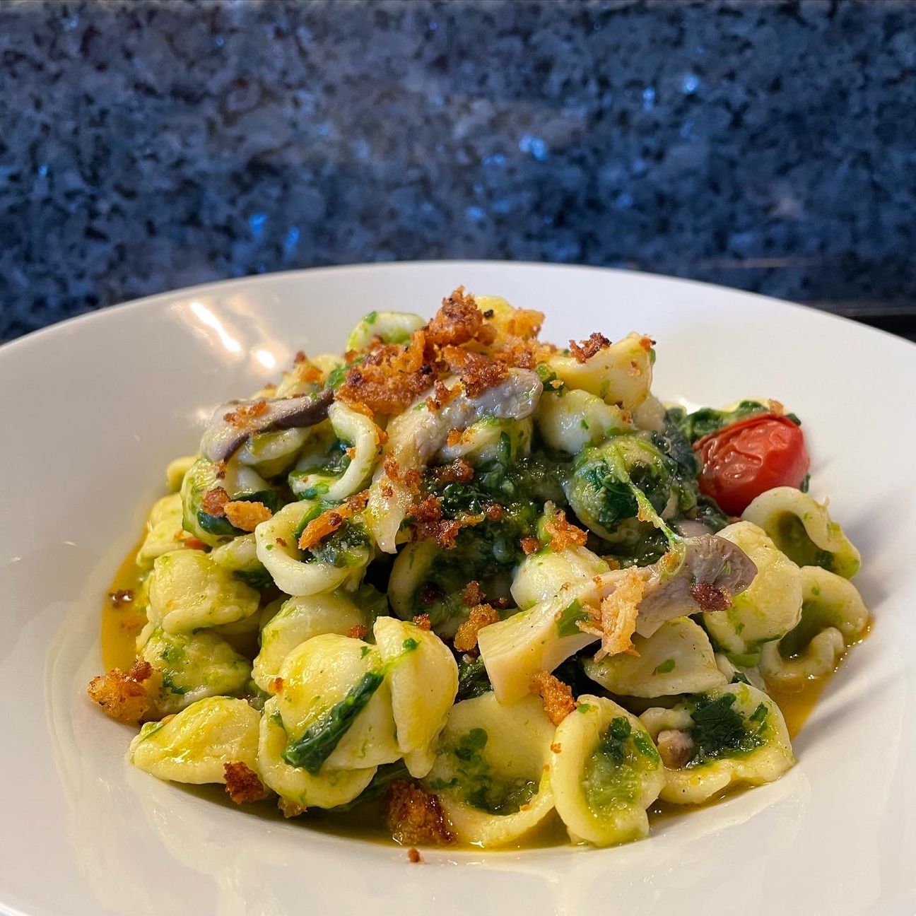 Orecchiette rape e cardoncelli