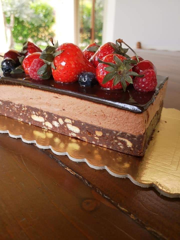 Golosità a tre strati cioccolatosi
