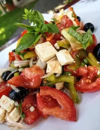 Ricetta Insalata greca di marina3