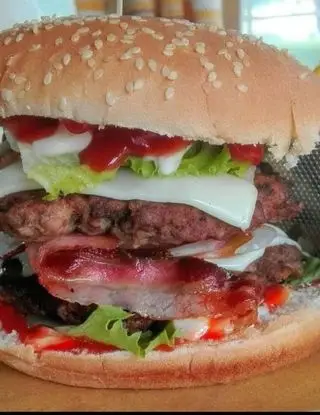 Ricetta Semplicemente... Cheeseburger XXL di marina3