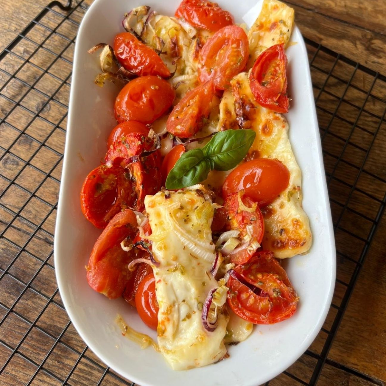 Primo sale al forno con pomodorini