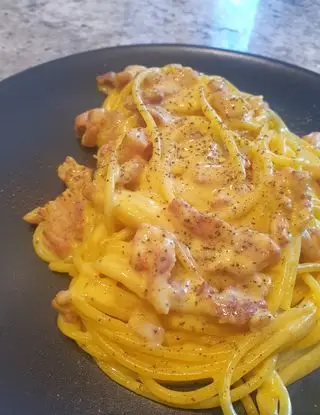 Ricetta Pasta guanciale, taleggio e zafferano di robertobabbilonia