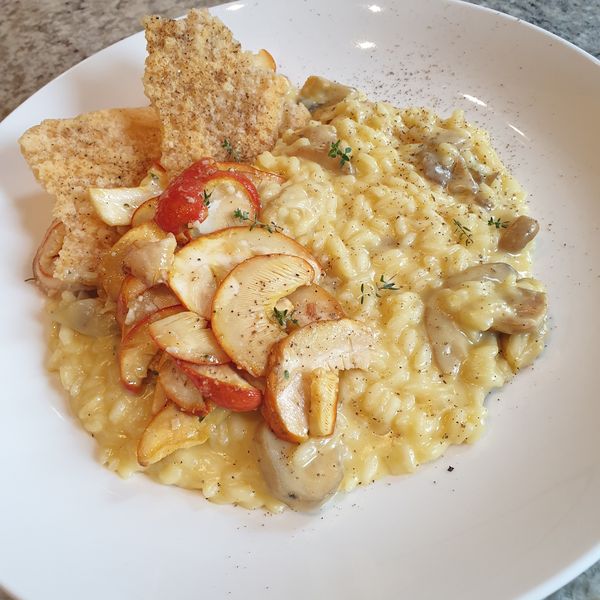 Risotto allo zabaione salato con ovuli in doppia consistenza, zenzero