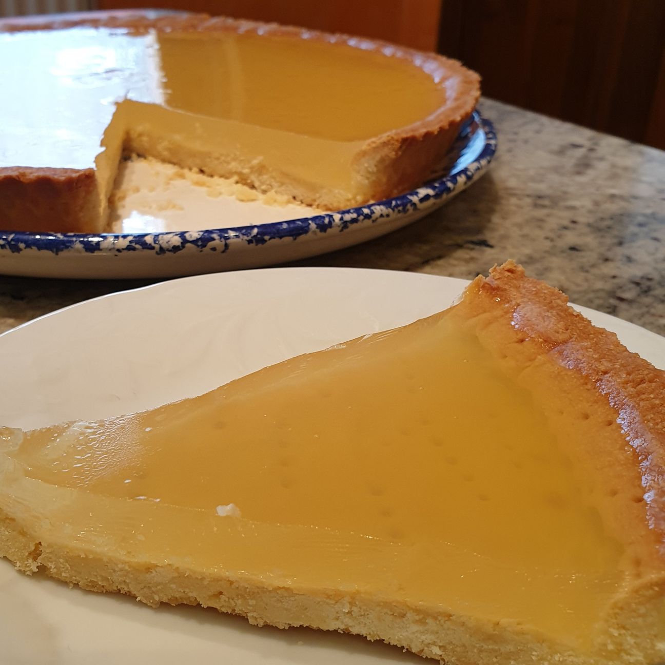 Crostata trasparente con composta agli agrumi