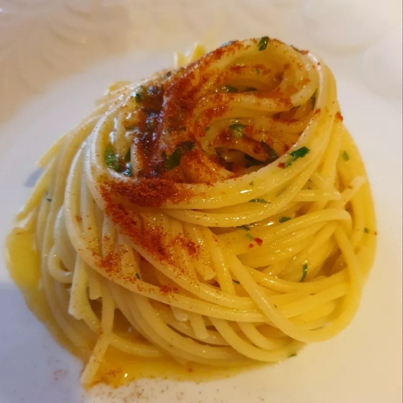 Spaghetti aglio, olio e peperoncino senza soffritto