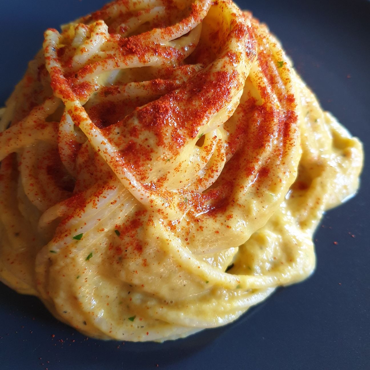 Vermicelli alla crema di peperoni arrosto e paprika affumicata