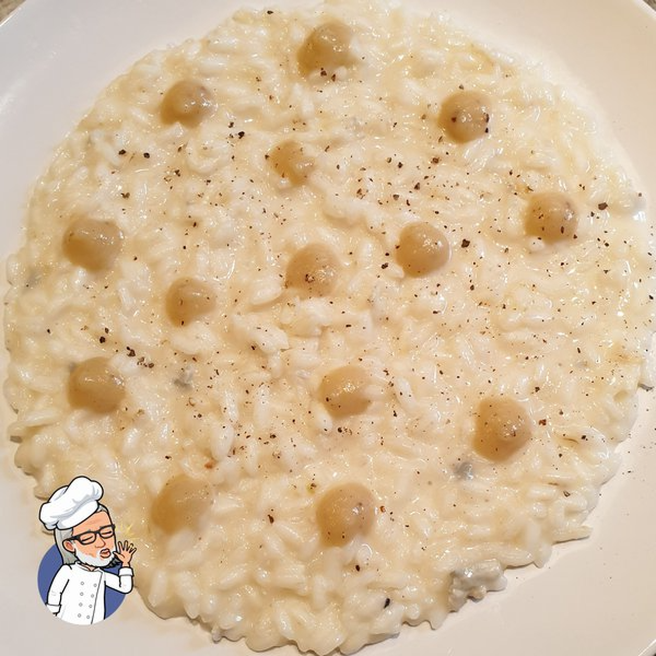 Risotto al gorgonzola con pere caramellate alla cannella