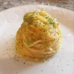 Ricetta Spaghetti all'acqua di limone e provolone Del Monaco