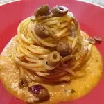 Ricetta Spaghetti con crema di baccalà, taggiasche e sale alle erbe aromatiche
