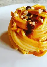 Ricetta Spaghettoni con maionese ai ricci di mare e olio di nocciola e granella di nocciole bio della Tuscia