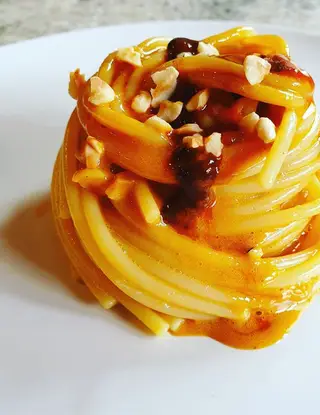 Ricetta Spaghettoni con maionese ai ricci di mare e olio di nocciola e granella di nocciole bio della Tuscia di robertobabbilonia