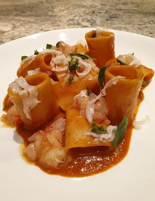 Ricetta Paccheri in bisque di gamberi rossi con trito di gamberi crudi e fili di lardo di Colonnata di robertobabbilonia