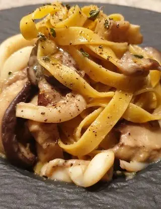 Ricetta Tagliatelle con seppie, funghi porcini e mentuccia di robertobabbilonia