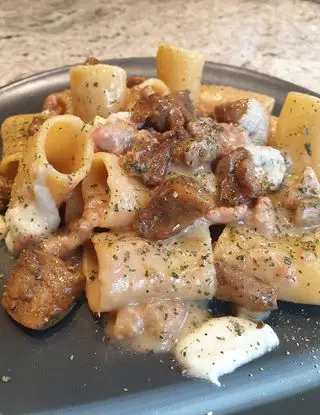 Ricetta Paccheri in salsa di topinambur con salsiccia, funghi porcini e polvere di mentuccia di robertobabbilonia