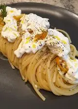 Ricetta Vermicelli Garofalo aglio, olio e peperoncino con burrata e rosmarino