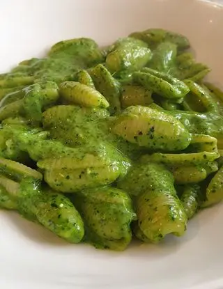 Ricetta Pasta delle due isole  Malloreddus al pesto di cavolo nero di robertobabbilonia