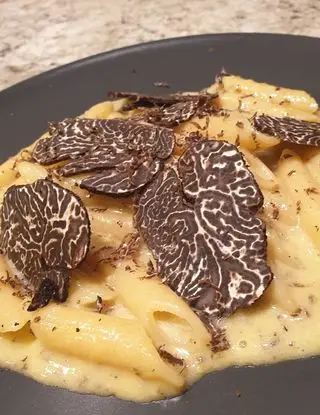 Ricetta Penne ziti con zabaione al tartufo e tartufo nero in purezza. di robertobabbilonia