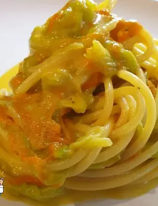 Ricetta Spaghetti ai fiori di zucca e zafferano di robertobabbilonia