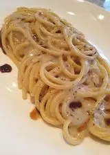 Ricetta Spaghettoni cacio, pepe e glassa di fichi