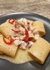 Ricetta Paccheri allo spada con guanciale, mentuccia e pecorino