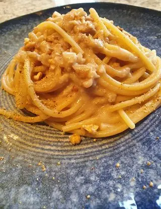 Ricetta Spaghettoni burro, alici, noci e pecorino di robertobabbilonia