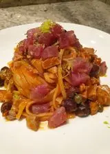 Ricetta Linguine alla puttanesca di tonno rosso