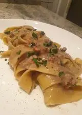 Ricetta Pappardelle con acciughe, noci e pecorino