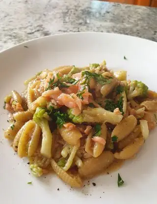 Ricetta Malloreddus salmone e broccoli con salsa di soia e burro al pepe di Sichuan di robertobabbilonia