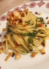 Ricetta Linguine agli strigoli con pane raffermo tostato aromatizzato all'aglio
