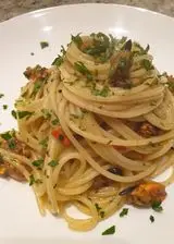 Ricetta Spaghetti risottati con cozze aperte a crudo