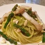 Ricetta Spaghetti in crema di asparagi con cannolicchi e anacardi