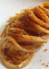 Ricetta Spaghettoni XXL Garofalo con burro, acciughe e pangrattato aromatizzato