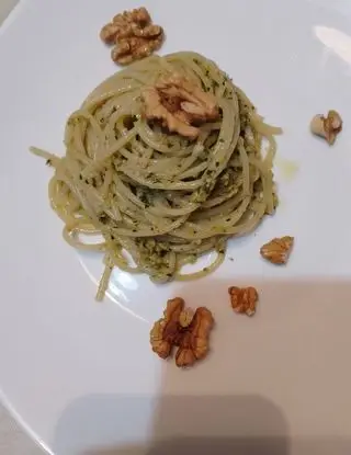 Ricetta Spaghetti al pesto di noci di monello