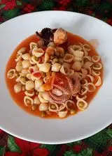 Ricetta Coccinelle al sugo di moscardino e piselli