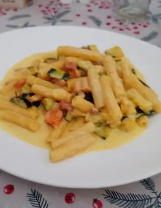 Ricetta Sedanini Zucchine e pancetta allo zafferano di monello