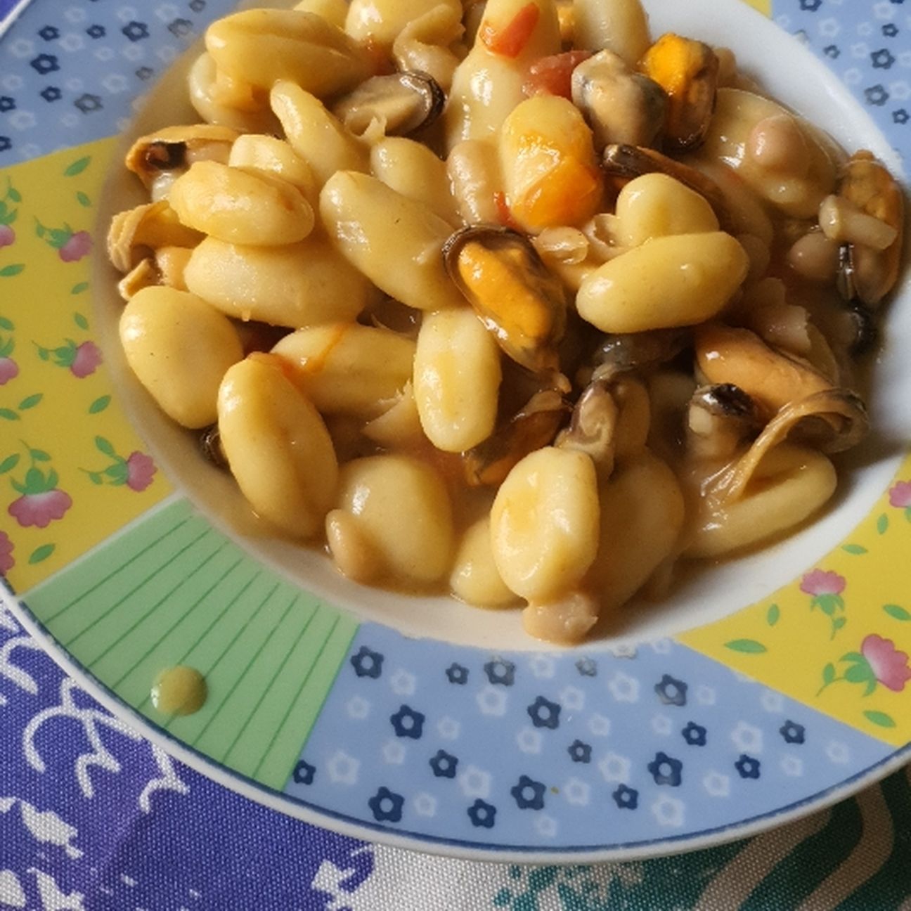 Gnocchi fagioli e cozze cremosi